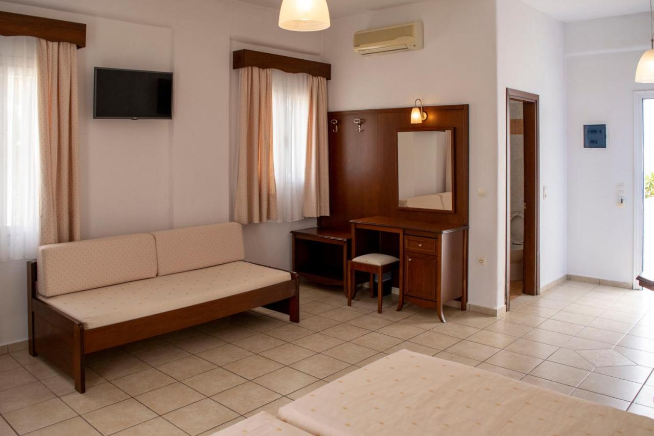 Giannoulaki Resort Glastros  ภายนอก รูปภาพ